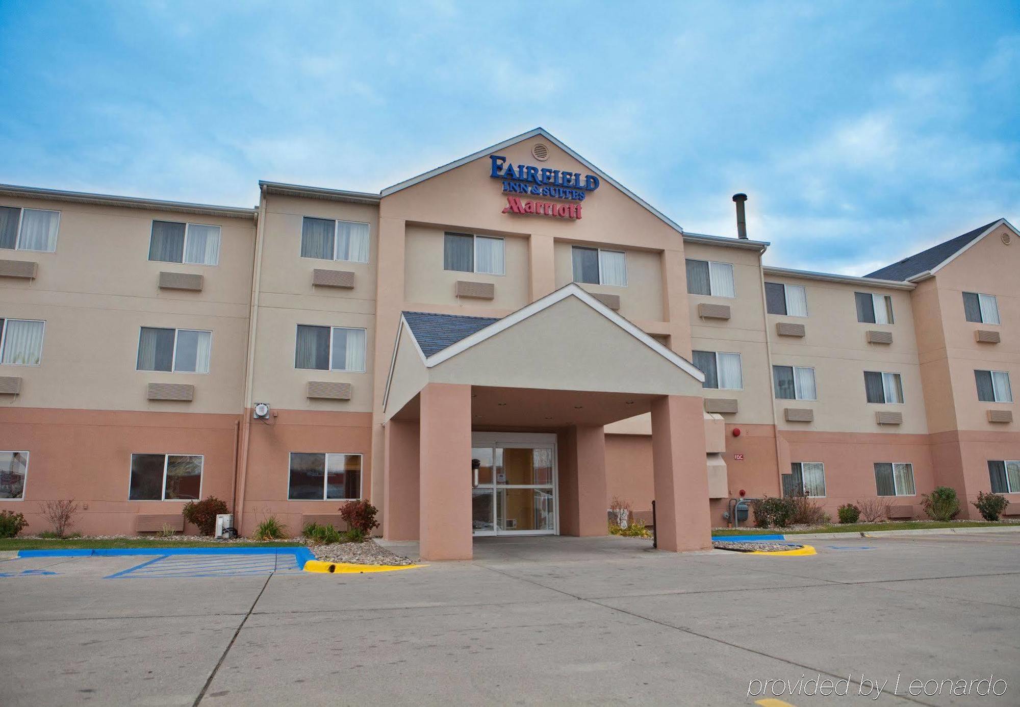 Fairfield Inn & Suites Bismarck South Extérieur photo